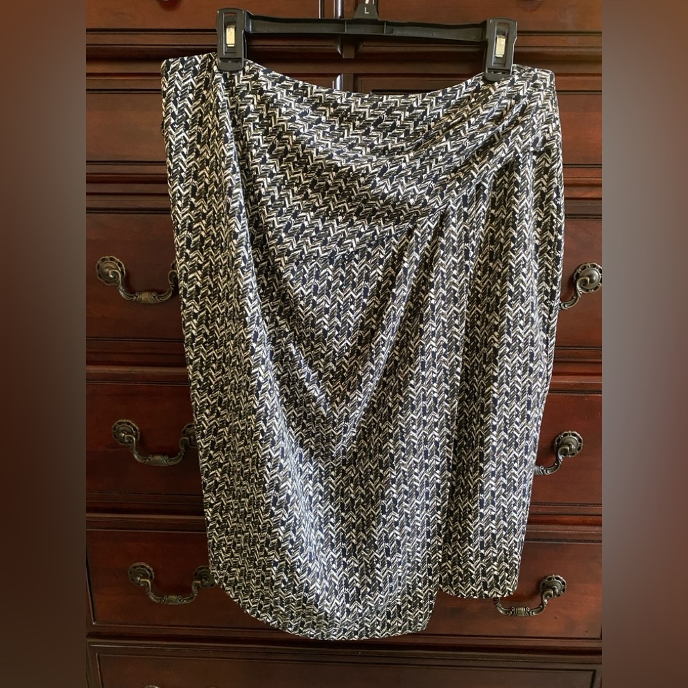 Jones NY Cross Detail Skirt